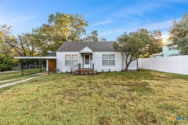 3513 N 27th ST, Waco, TX 76708