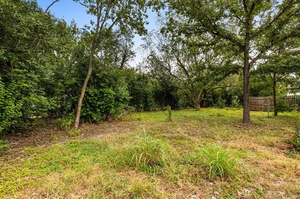 206 W Ward Avenue, Robinson, TX 76706