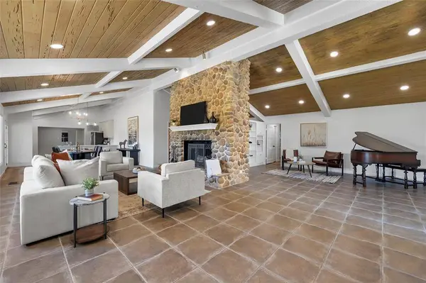 925 Church Road, Mcgregor, TX 76657