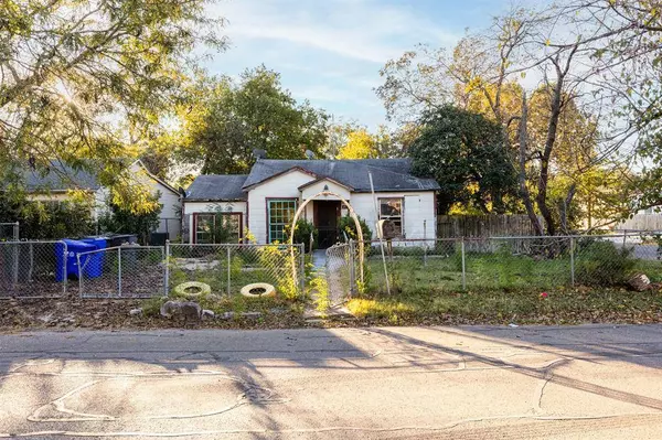 2732 Mckenzie Avenue, Waco, TX 76708