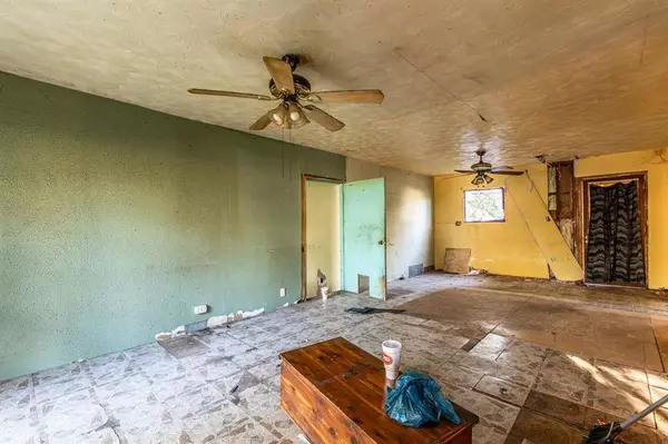 2732 Mckenzie Avenue, Waco, TX 76708