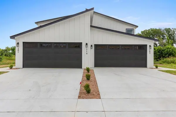 516 Paso Fino Street #101, Robinson, TX 76706