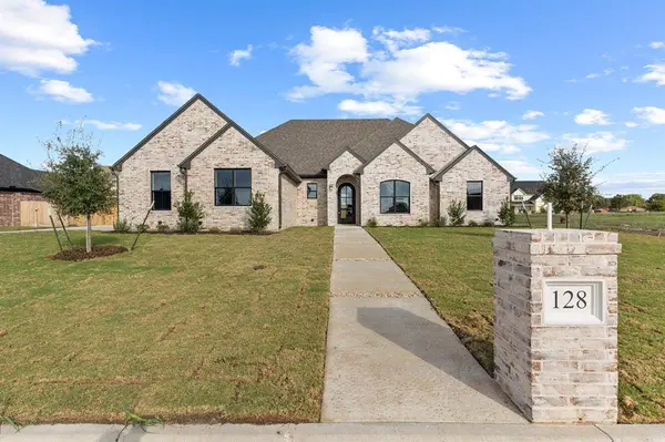 128 Paddle Boat Court