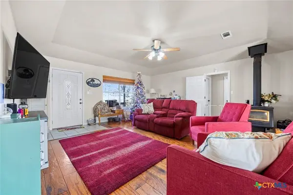 18751 State Highway 95, Holland, TX 76534