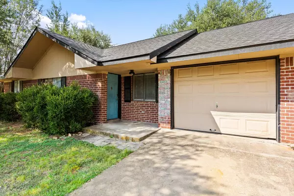 102 Susanna ST, Waco, TX 76705