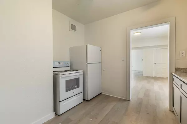 515 N 15th ST #517, Waco, TX 76707