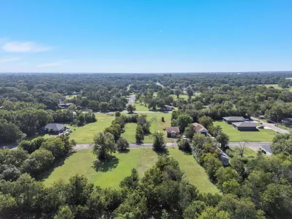 805 Benton St, Waco, TX 76706-3642