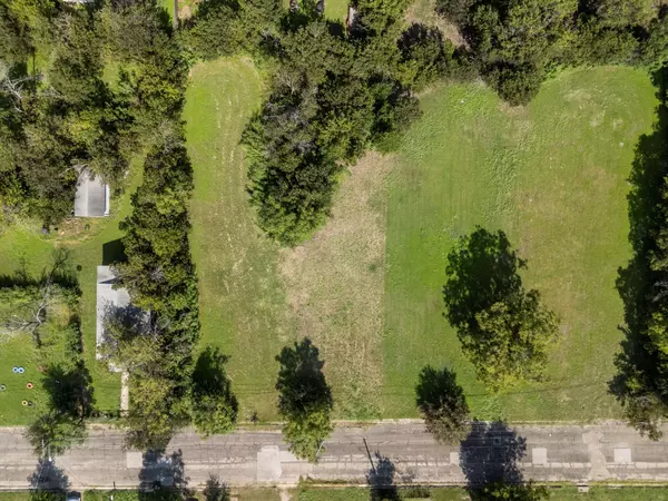 805 Benton St, Waco, TX 76706-3642