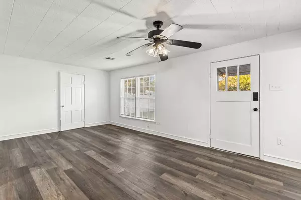 3513 N 27th ST, Waco, TX 76708