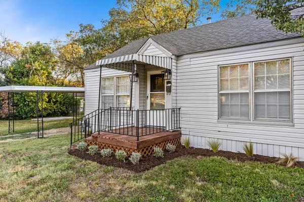 3513 N 27th ST, Waco, TX 76708