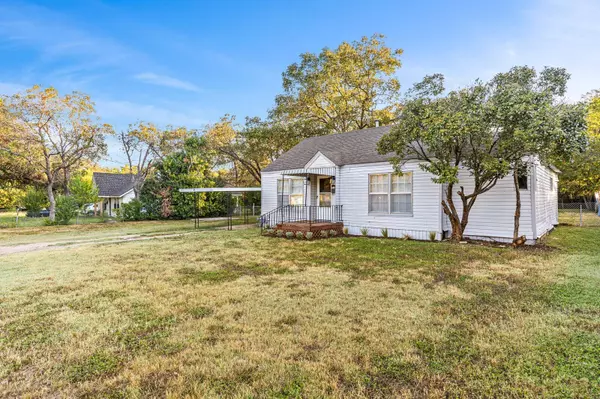 3513 N 27th ST, Waco, TX 76708