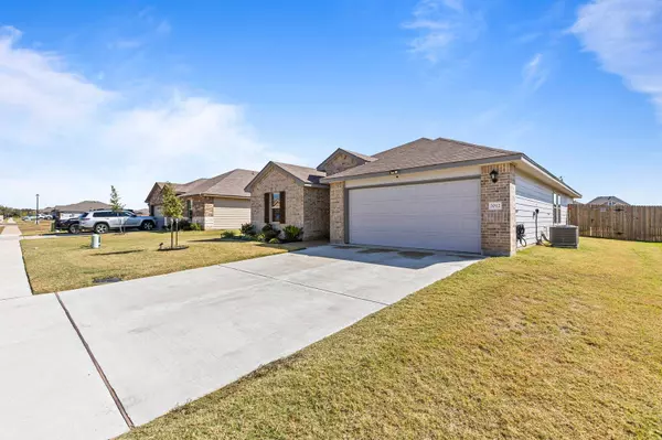 7012 Canadian DR, China Spring, TX 76633