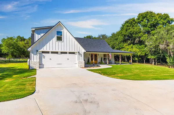 428 12th ST, Valley Mills, TX 76689