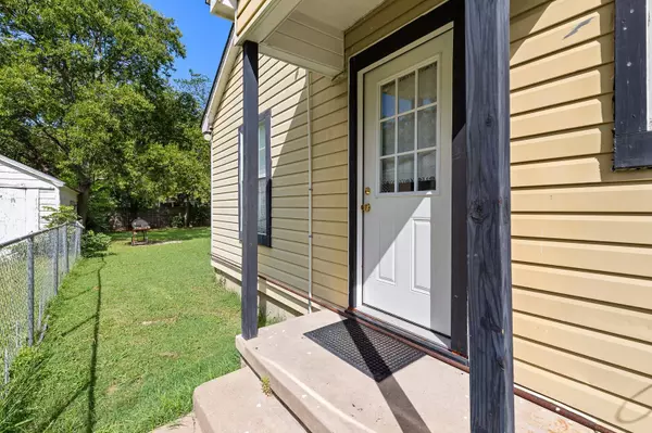 1212 Lewis ST, Waco, TX 76705
