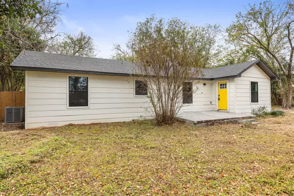 207 Joel Hooper DR, Lorena, TX 76655