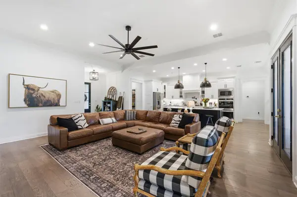 428 Warren RD, Lorena, TX 76655