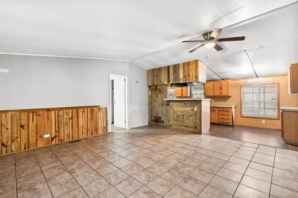 9100/9088 5th ST, Crawford, TX 76638