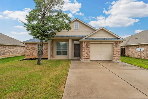 204 Hawk Ridge Ct, Waco, TX 76705