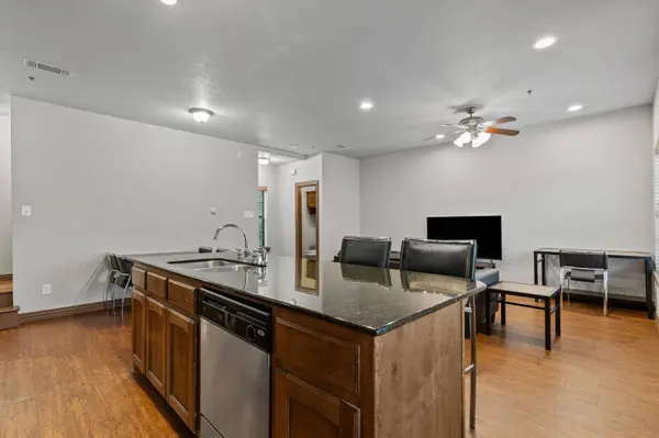 2410 S 2nd ST #1270, Waco, TX 76706