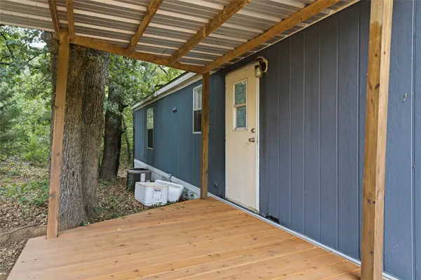 154 HCR #1217, Blum, TX 76627