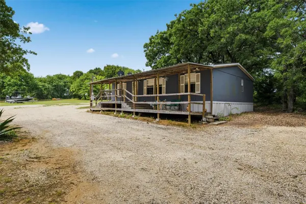 154 HCR #1217, Blum, TX 76627