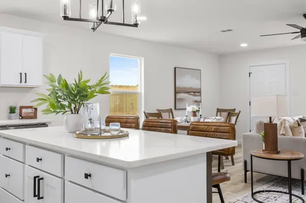 516 Paso Fino ST #101, Robinson, TX 76706