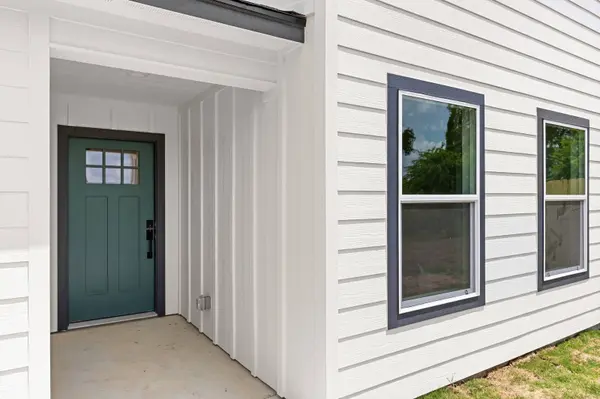 516 Paso Fino ST #102, Robinson, TX 76706