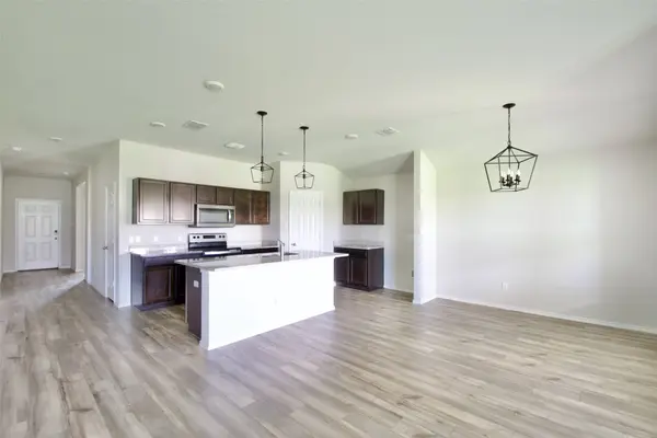 7009 Llano DR, China Spring, TX 76633