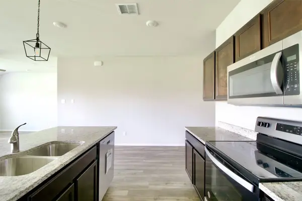 7009 Llano DR, China Spring, TX 76633