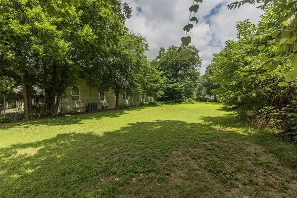 808 E Clay ST, Waco, TX 76704