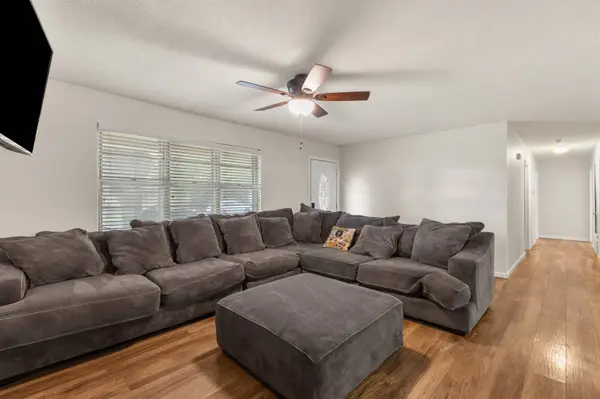 703 W Elizabeth DR, Robinson, TX 76706