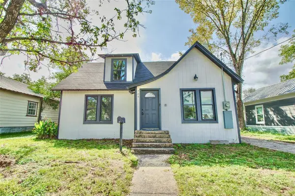 704 Pine Street, Teague, TX 75860