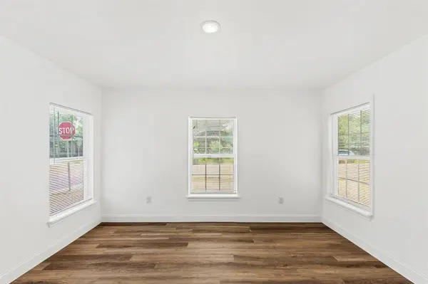 2601 Summer Avenue, Waco, TX 76708