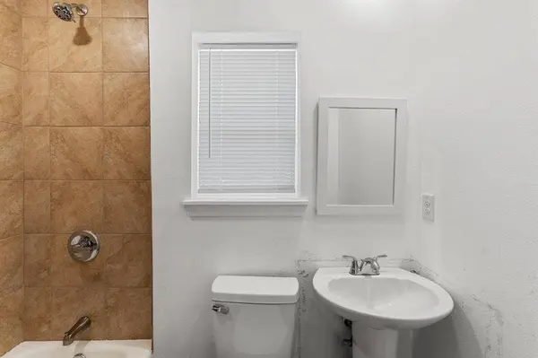2601 Summer Avenue, Waco, TX 76708