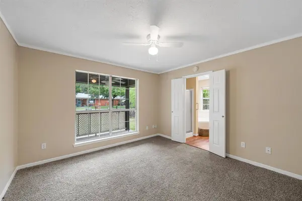 943 Randy DR, Woodway, TX 76712