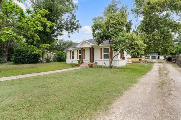 756 Randy DR, Woodway, TX 76712