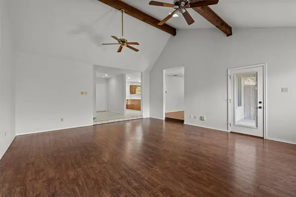 9915 Ramblewood DR, Woodway, TX 76712