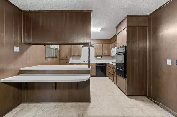 613 N Old Robinson RD, Robinson, TX 76706