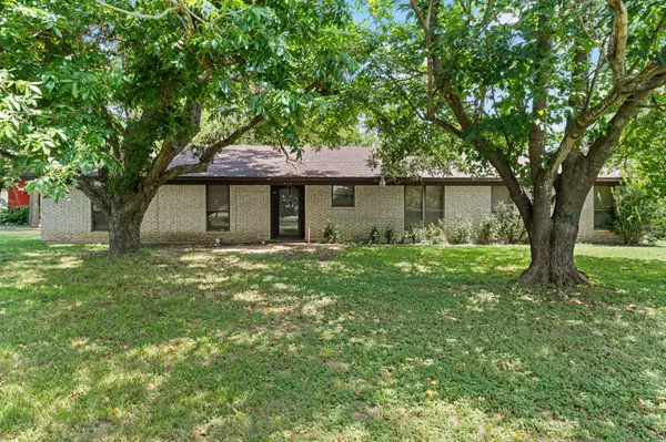 613 N Old Robinson RD, Robinson, TX 76706