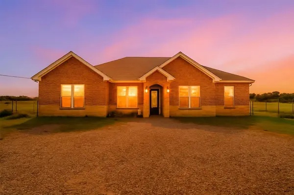 1411 Elm Lake RD, Riesel, TX 76682