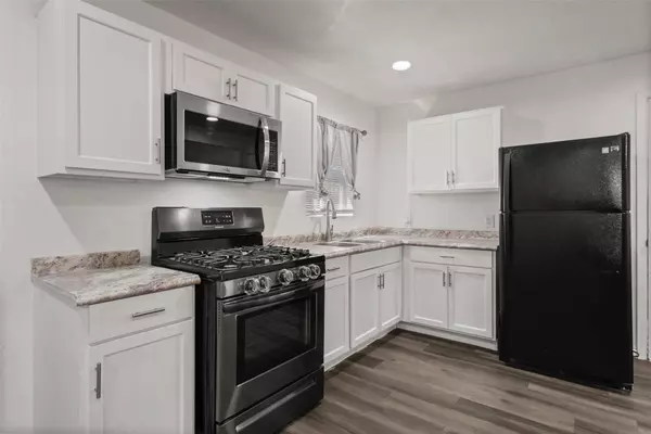 2128 Sunnydell DR, Waco, TX 76711