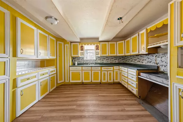 338 Western DR, Woodway, TX 76712