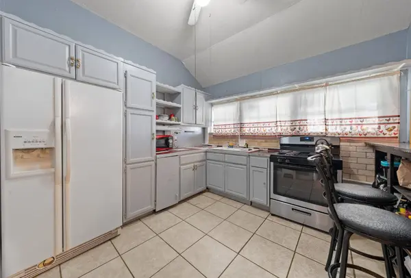 2805 Parrott AVE, Waco, TX 76707