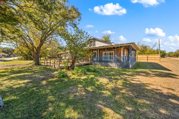 338 Western DR, Woodway, TX 76712