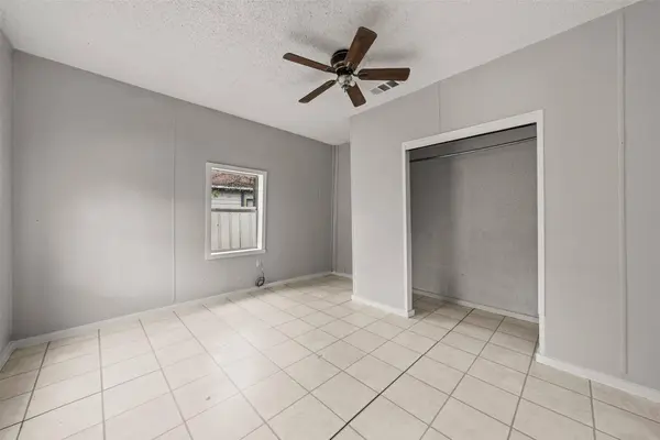 1106 S 15th ST, Waco, TX 76706