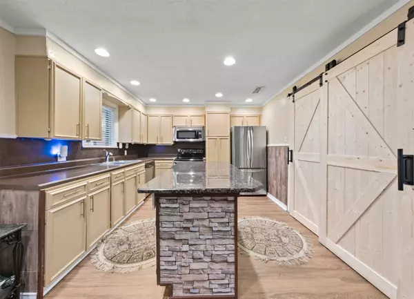 2227 Hanover DR, Waco, TX 76710