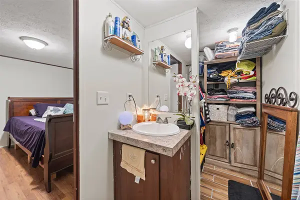 312 N Douglas ST, Mart, TX 76664