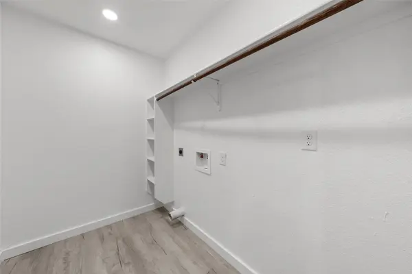 1909 Sanger AVE, Waco, TX 76707