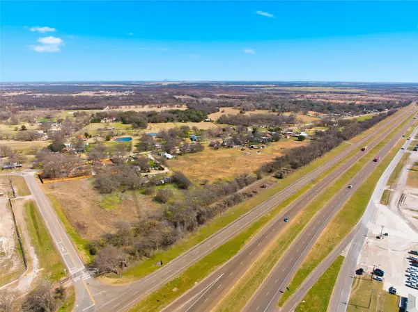 2801 Old Marlin RD, Waco, TX 76705