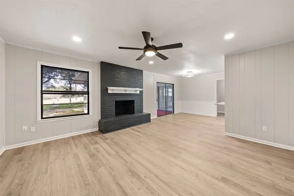 1519 Lorene LN, Marlin, TX 76661